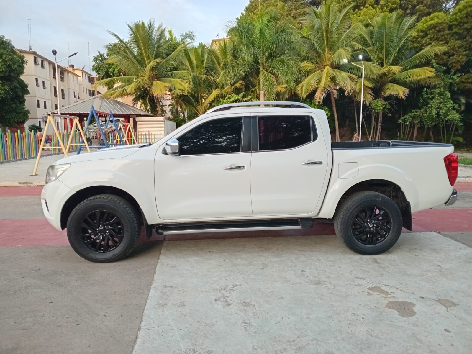 jeepetas y camionetas - Nissan frontier 2016 mecánica 4x4  3