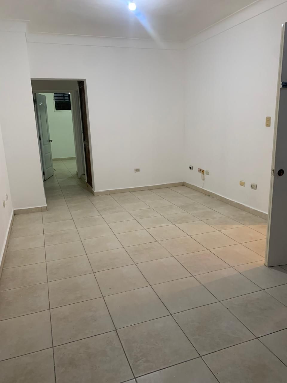 apartamentos - Vendo 1er piso de Una habitación en el Millón Pao 7