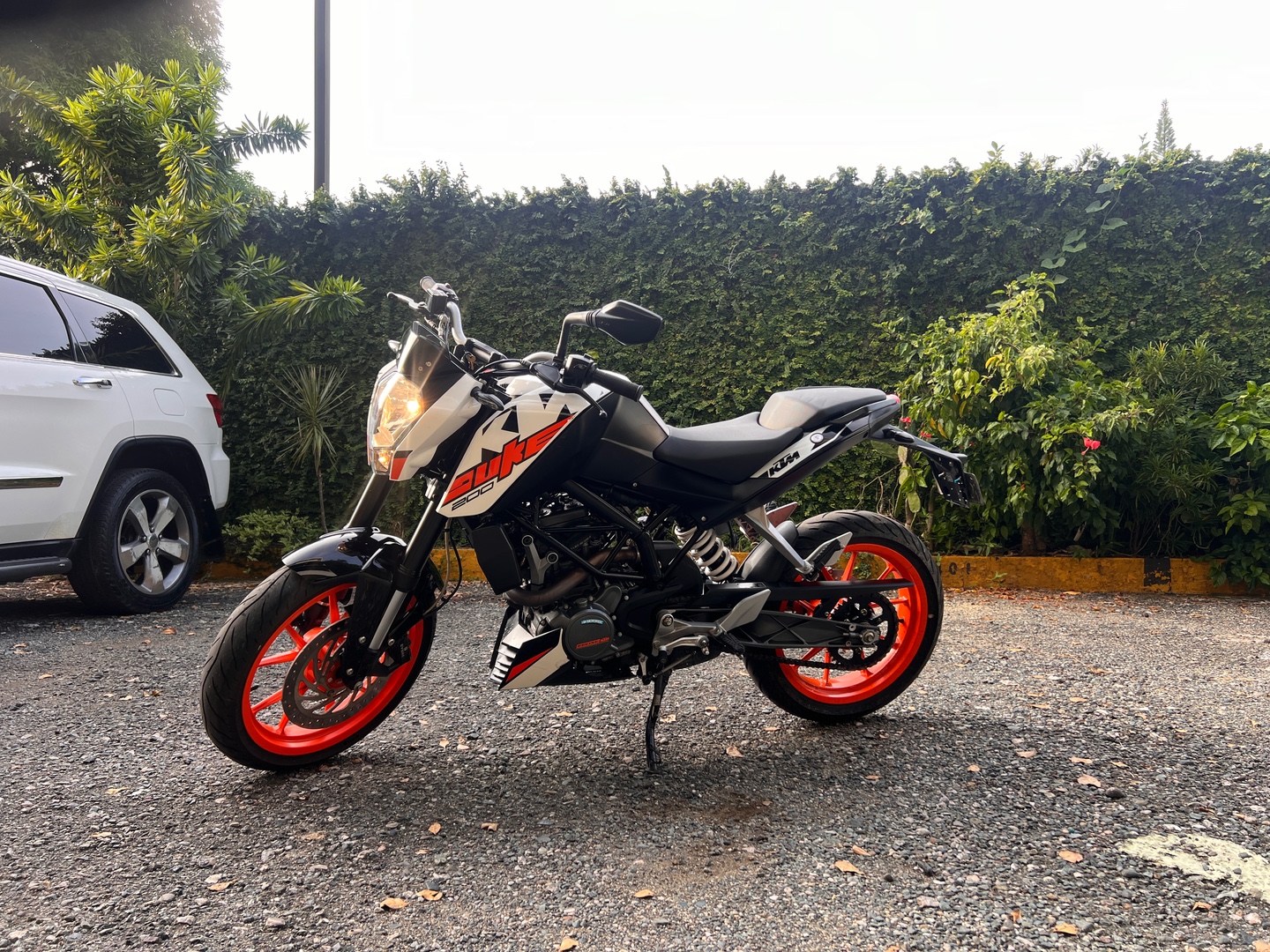 motores y pasolas - KTK Duke 200 
Año 2020