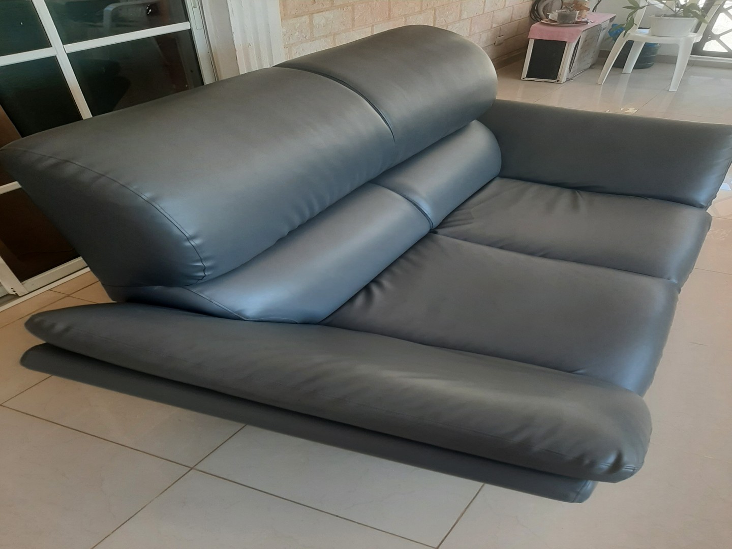 muebles y colchones - Mueble sofá en Vinil Gris, 14,500.00 2