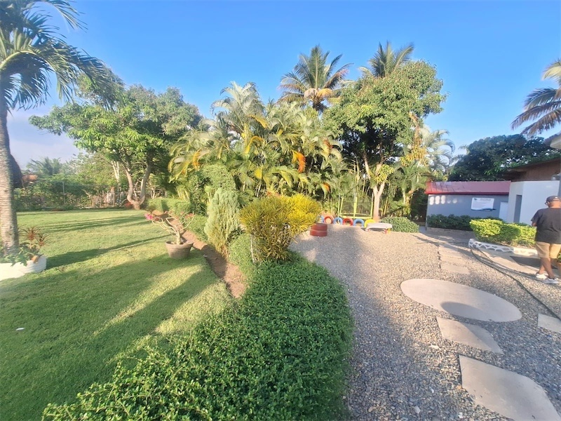 casas vacacionales y villas - Vendo villa amueblada! Con piscina En pedro Brant, Santo Domingo Oeste 3,783mts 2