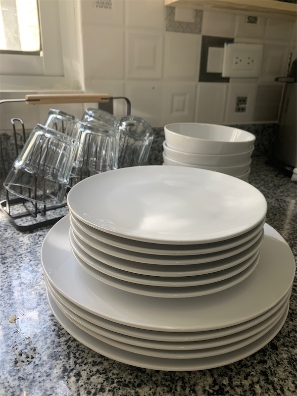 Corotos Vajilla blanca ikea 18 piezas