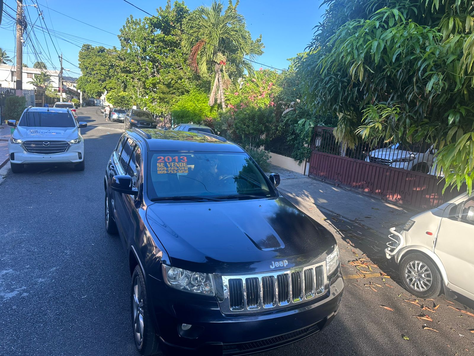 jeepetas y camionetas - Jeep Grand Cherokee Laredo 2013