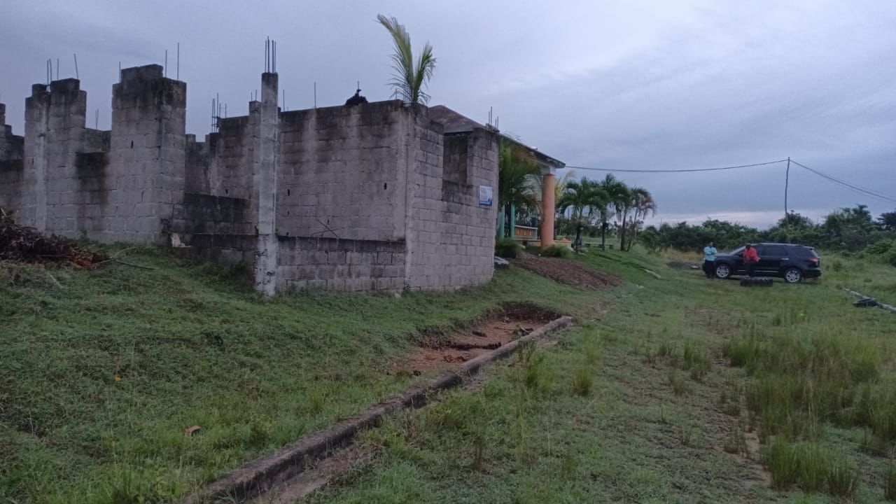 solares y terrenos - Vendo mejora en Sabana Perdida  1