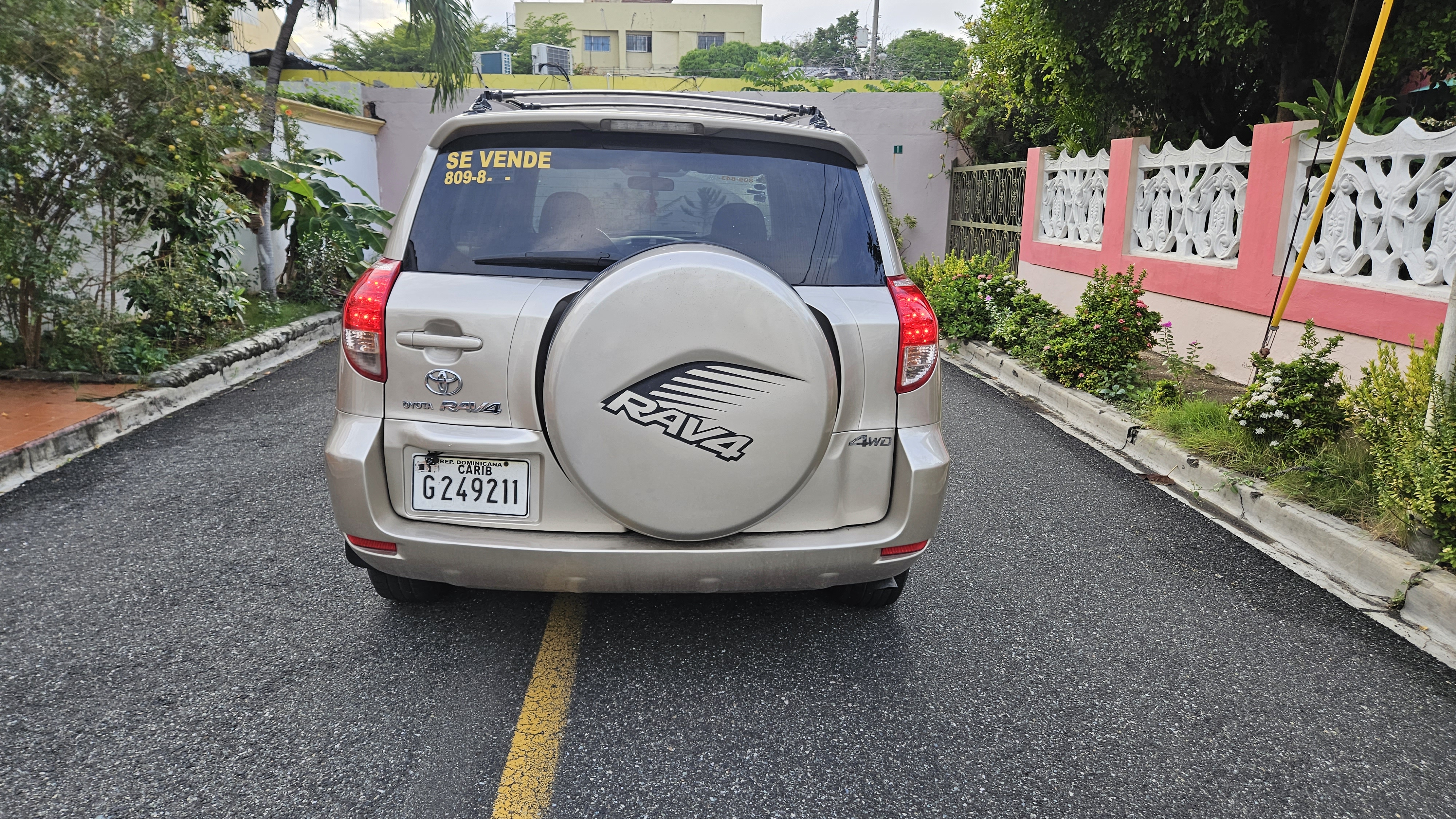 jeepetas y camionetas - Toyota rav4 americana  2