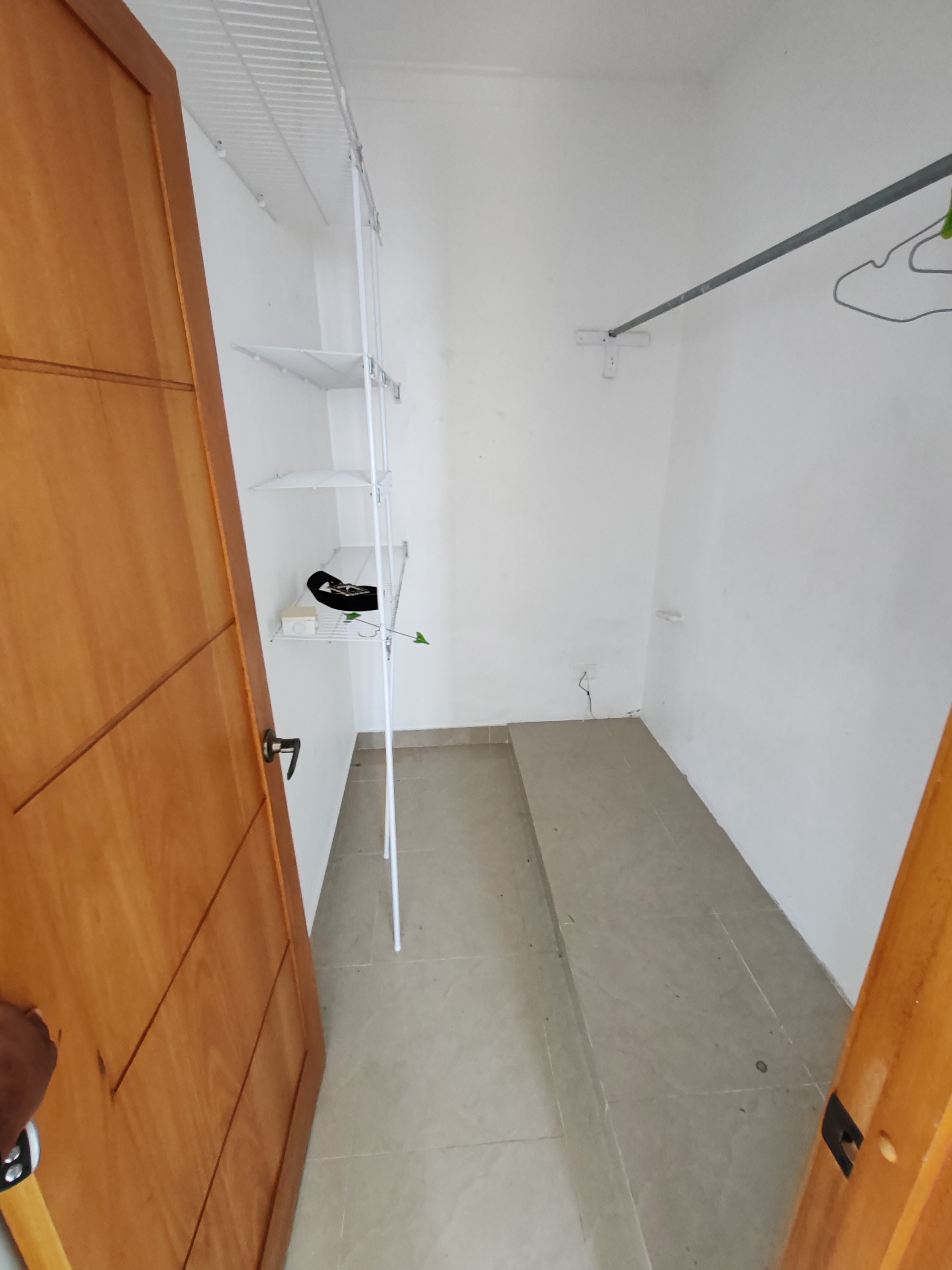 apartamentos - Rento 4to piso Res Reyoli, Aut San Isidro  9