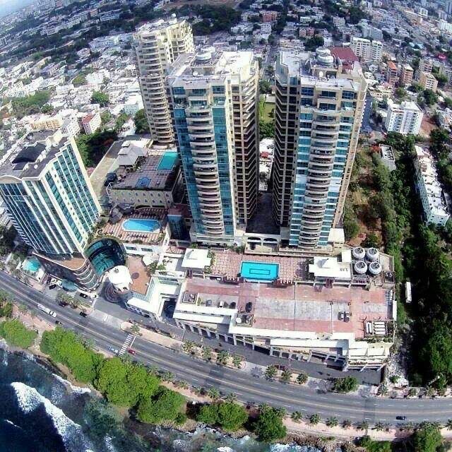 apartamentos - Se vende apartamento de lujo  Malecon center con vista al mar Distrito Nacional 5