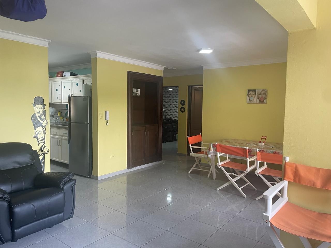 apartamentos - ALQUILO APTO DE 2 HAB VACIO, RD$37,000📍Los Prado
✅4to piso
 1
