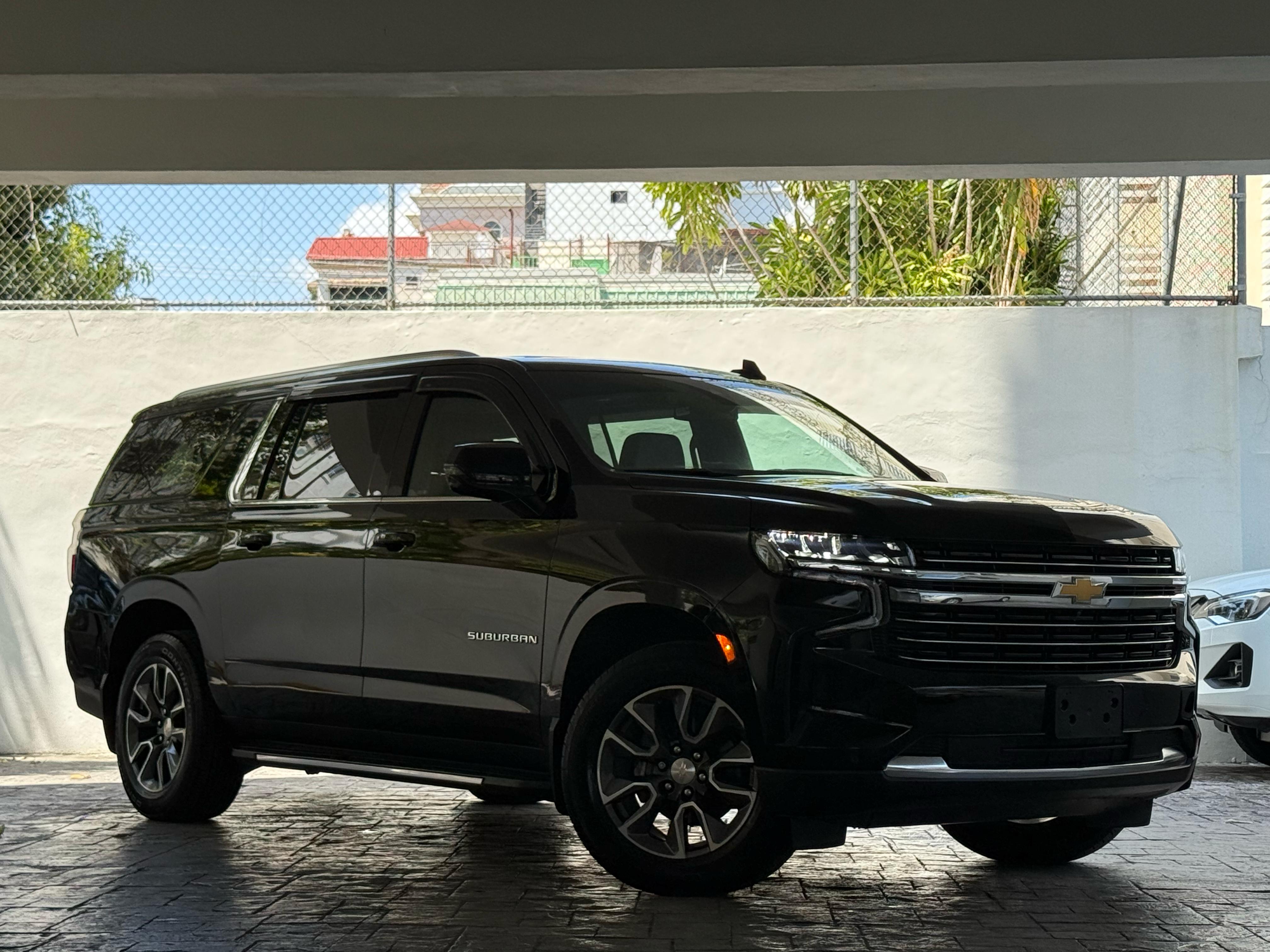 jeepetas y camionetas - Chevrolet Suburban LT 2021 0