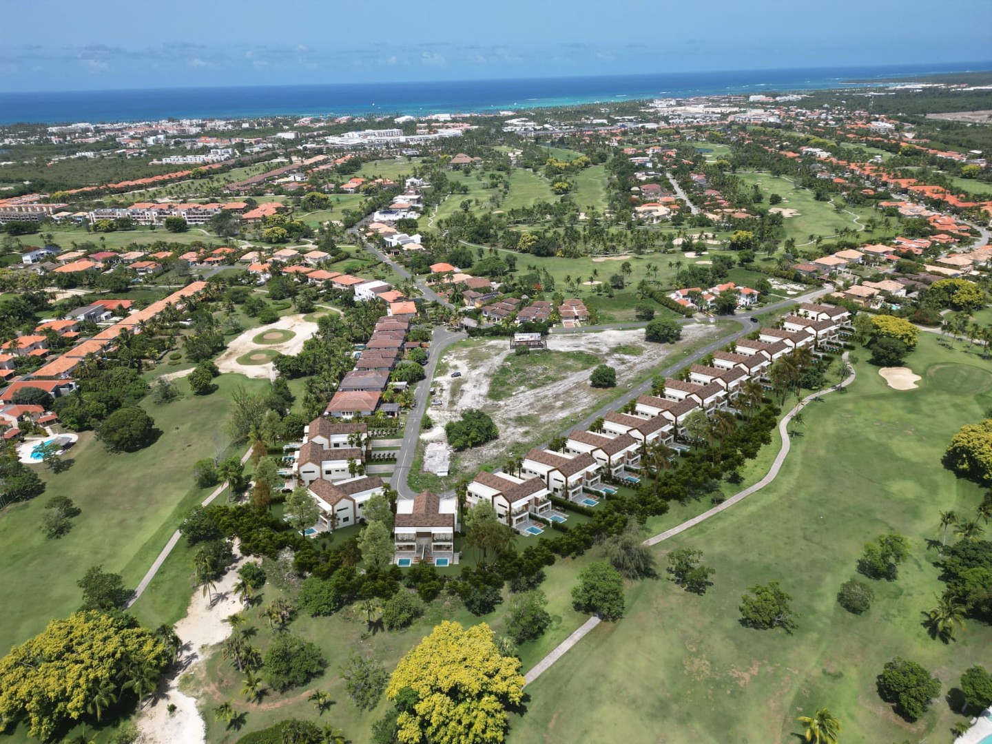 casas vacacionales y villas - Venta de villa residencial MIRADA AMBAR 3