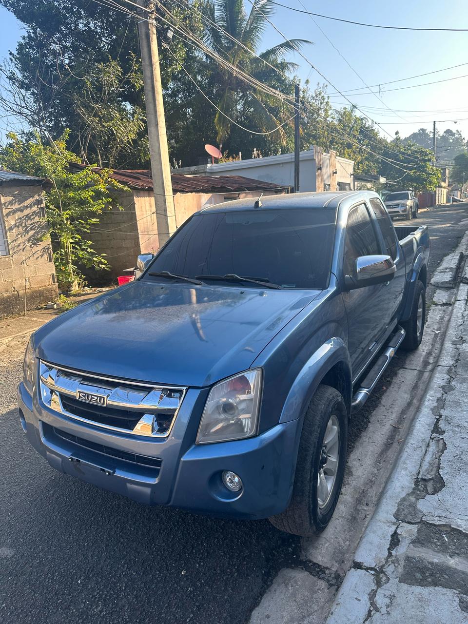 jeepetas y camionetas - Isuzu dmax 2009