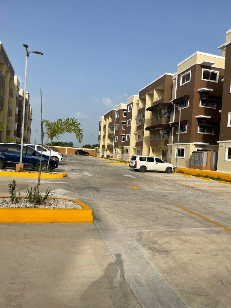 apartamentos - Casa en Venta 3 en URBANIZACION FERNANDEZ ORIENTAL 1