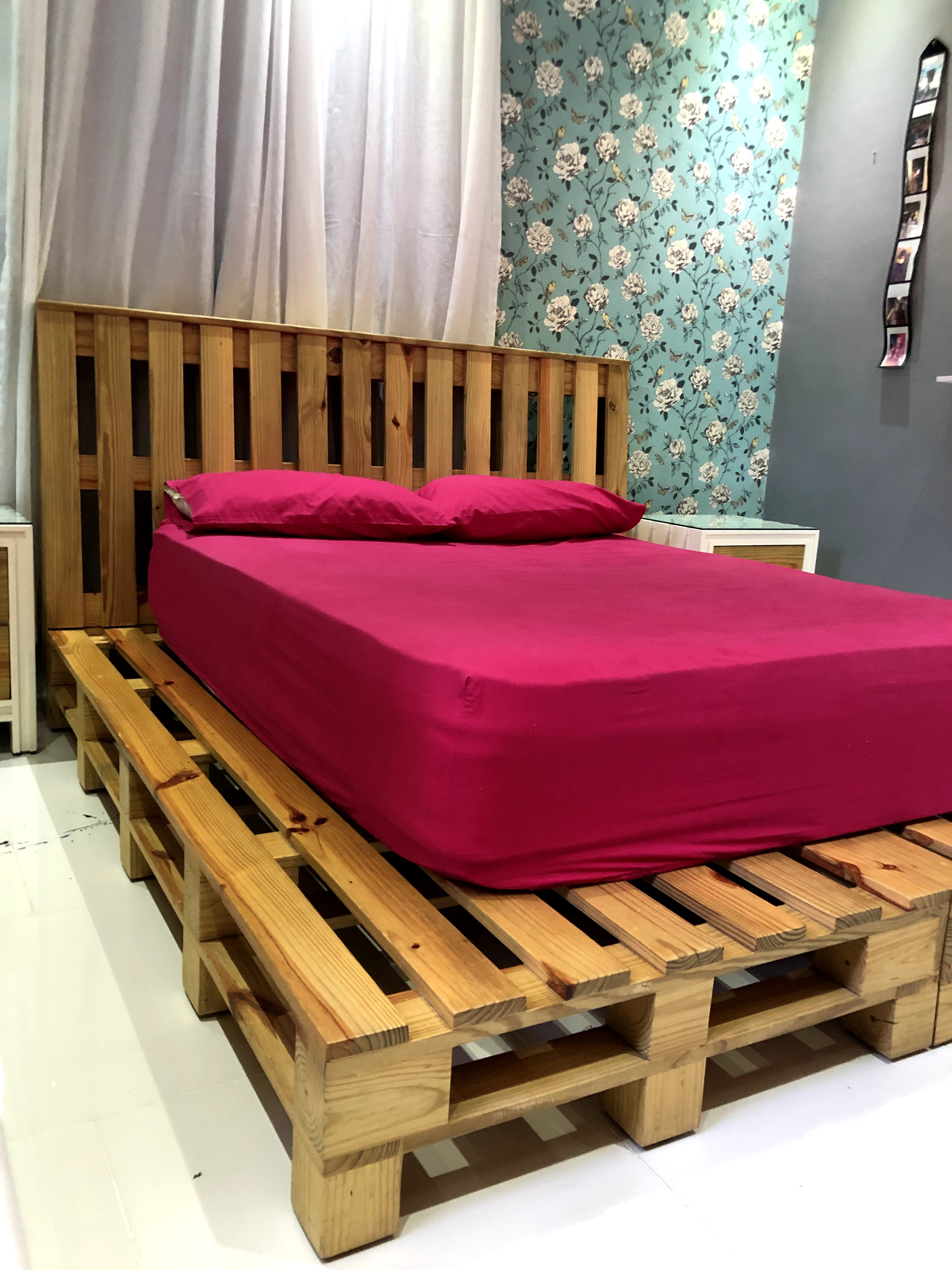 muebles y colchones - ESTRUCTURA DE CAMA PALLET DE PINO - QUEEN Y KING