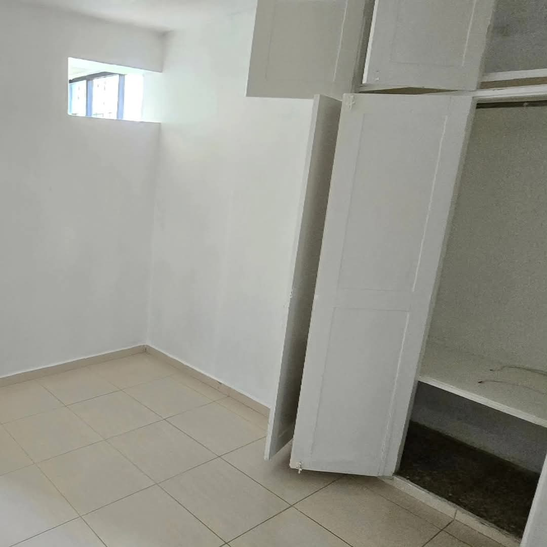 apartamentos - rento 2do piso villa olímpica frente al colegio génesis  4