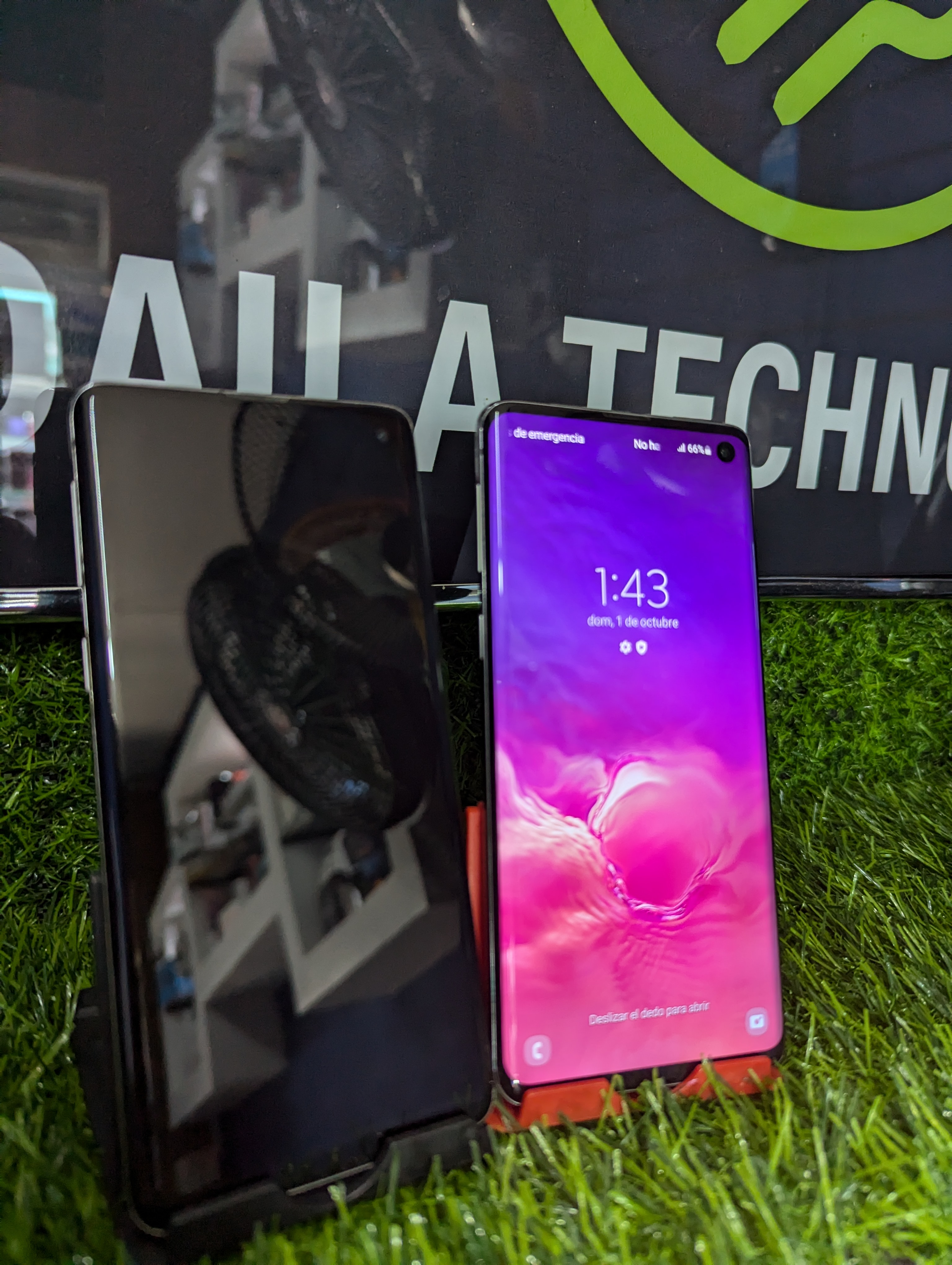 celulares y tabletas - Samsung Galaxy S10 pequeño de 512GB 2