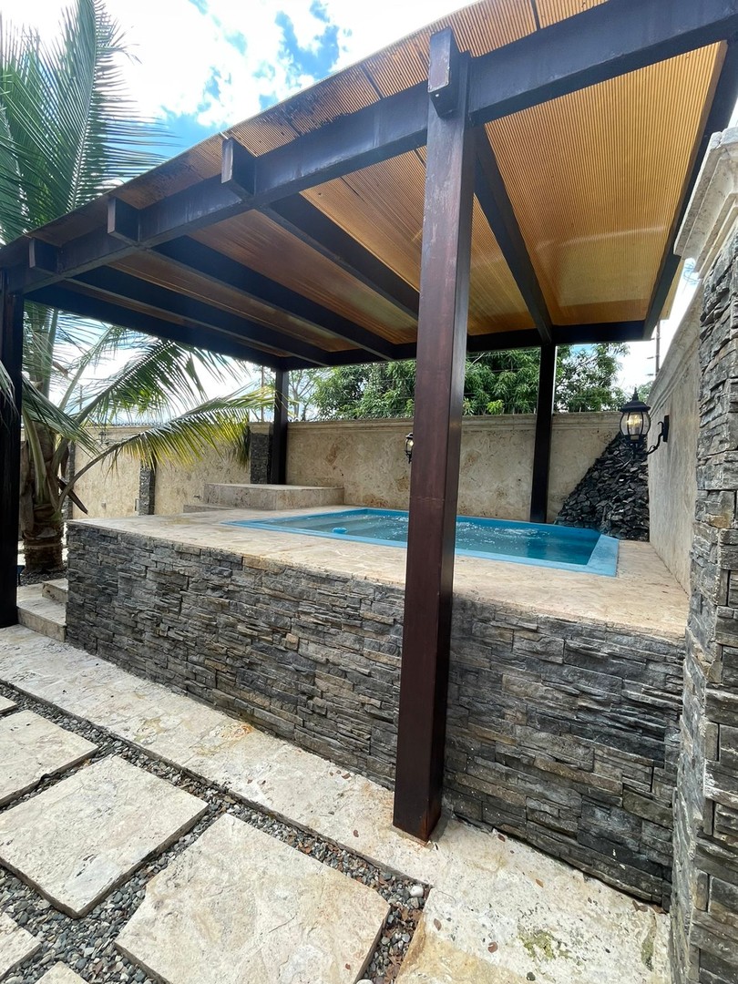 casas - Hermosa Casa amueblada En San Cristóbal para vivir o con Jacuzzi y terraza 4