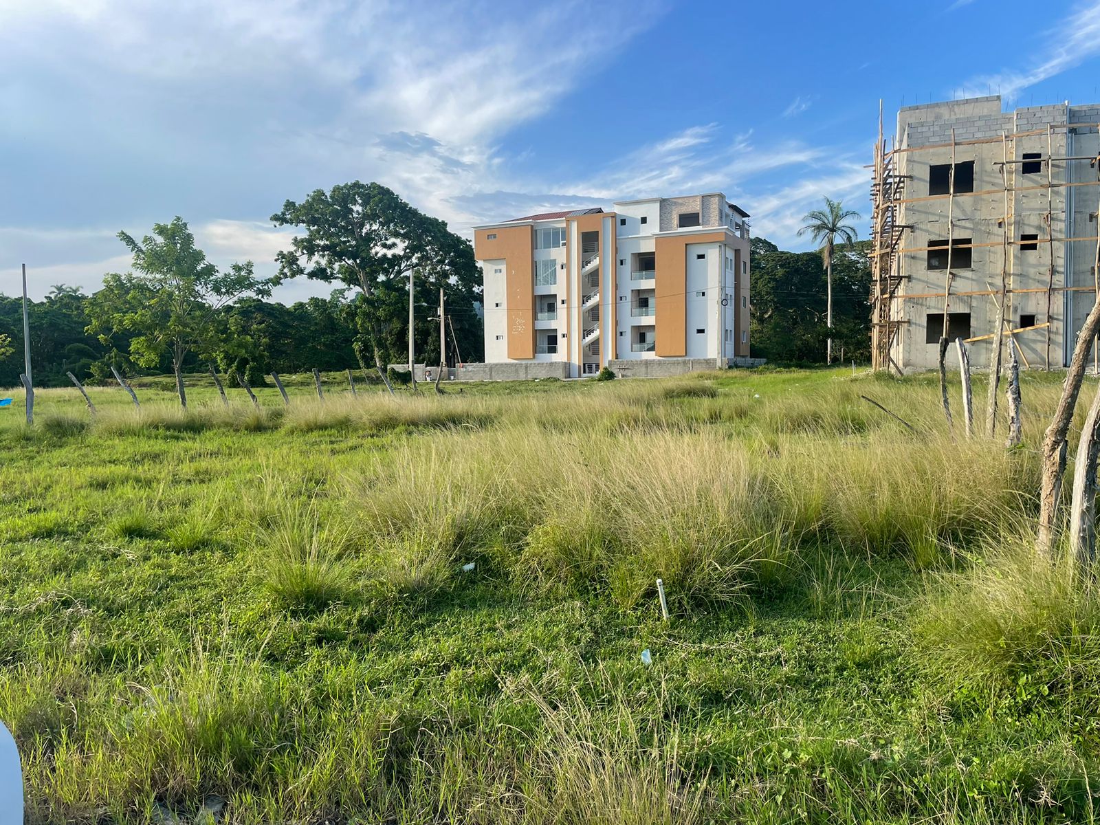 solares y terrenos - Solares en venta en la salida a Santo Domingo