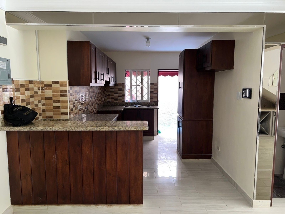 casas - Venta de Casa en Residencial Carmen Maria 6