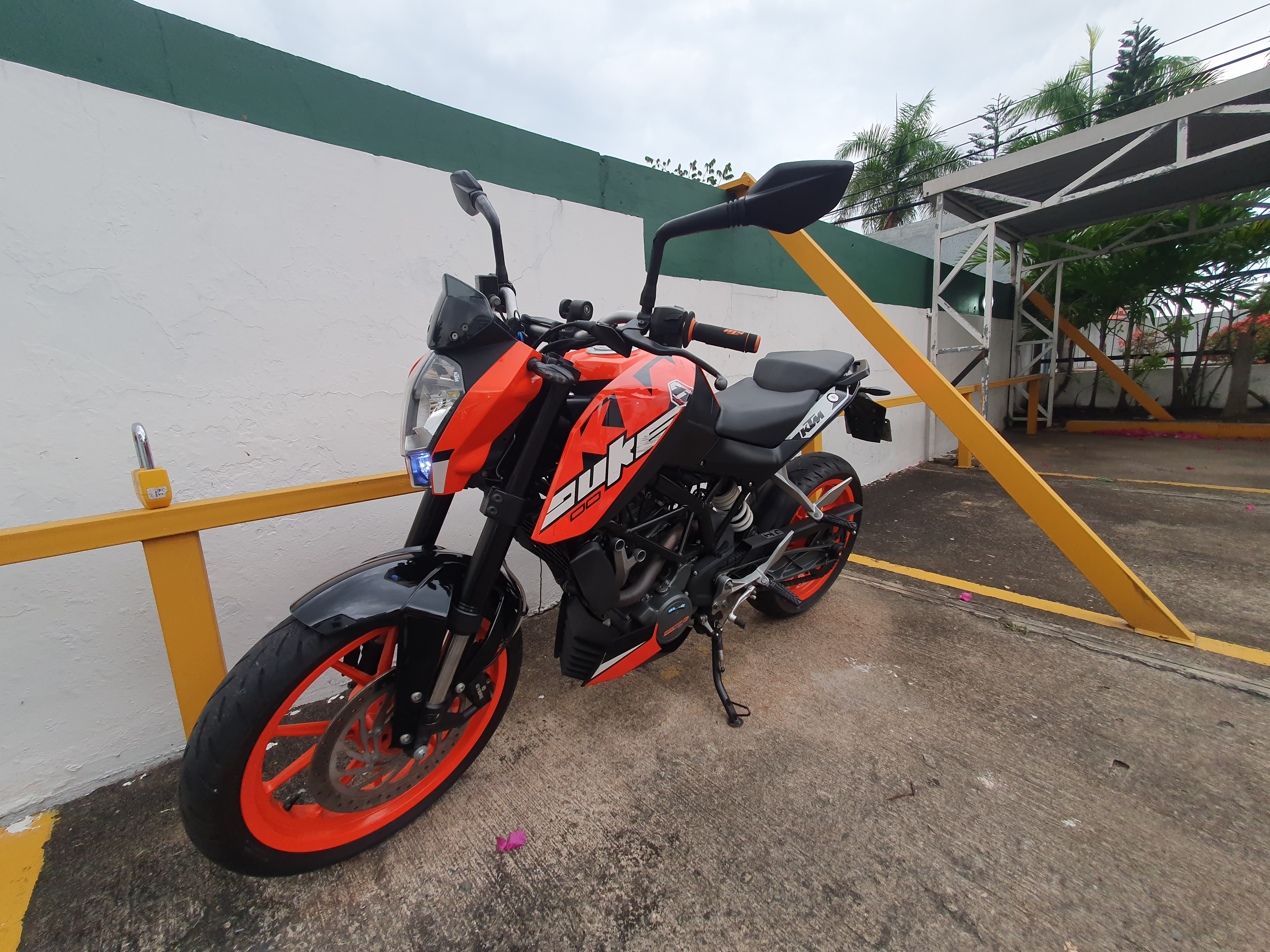 motores y pasolas - KTM DUKE 200 2019 3