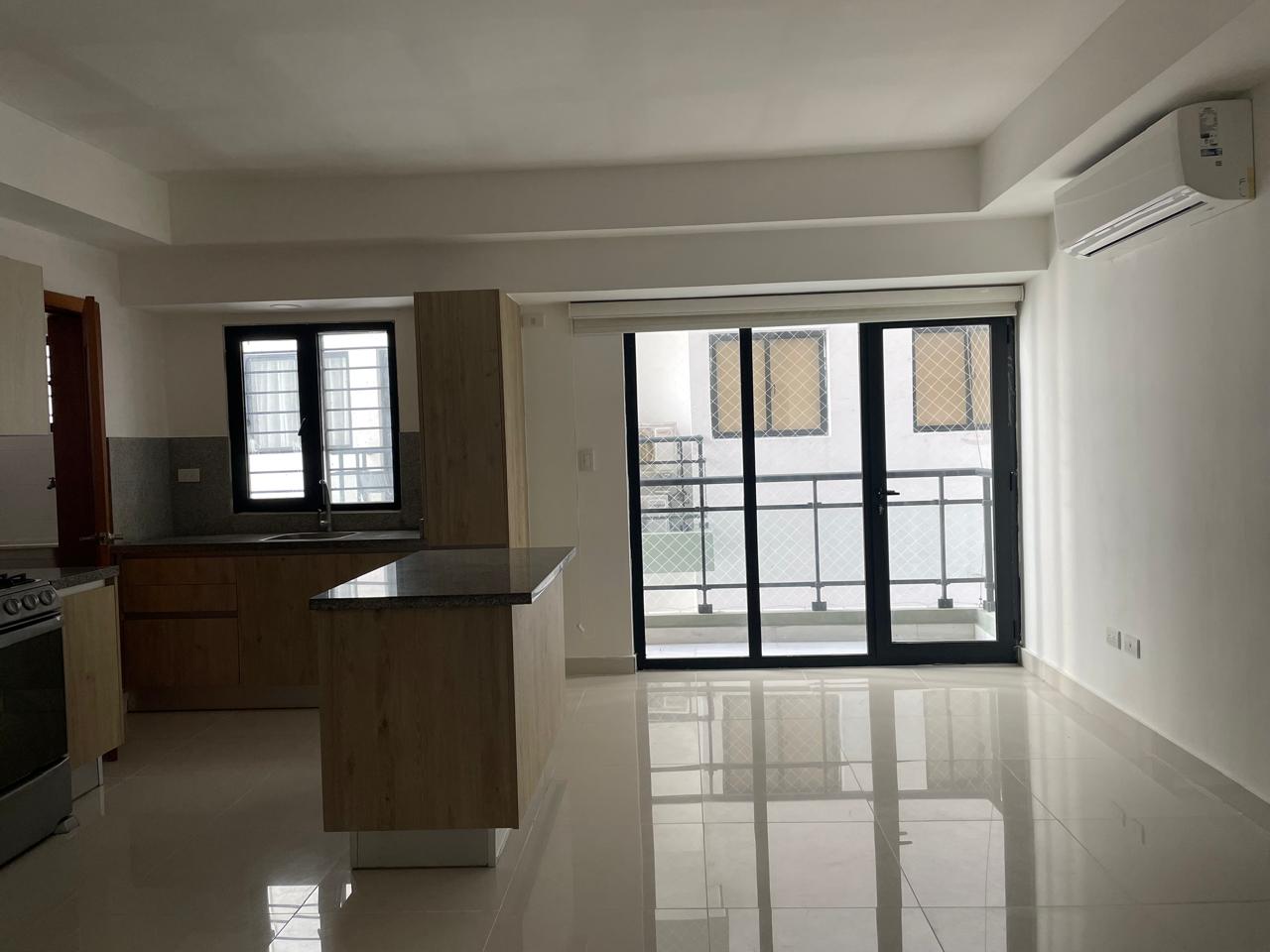 apartamentos - Rento apartamento sin amueblar nuevo Evaristo Morales  4