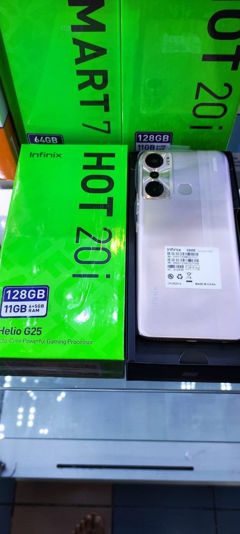 celulares y tabletas - 
Infinix Hot 20i 128GB 7 Ram 0