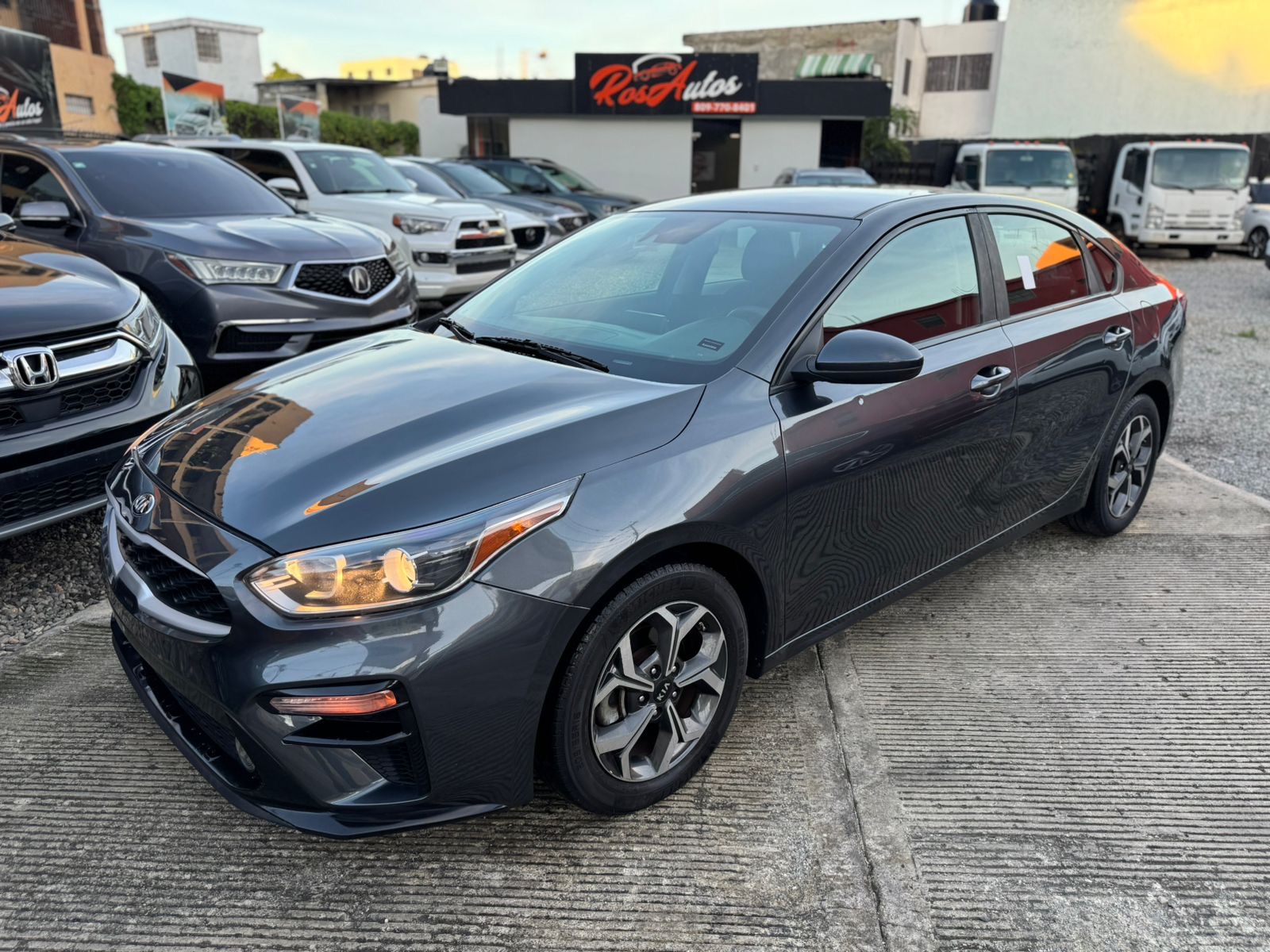 carros - Kia Forte LXS 2019 0