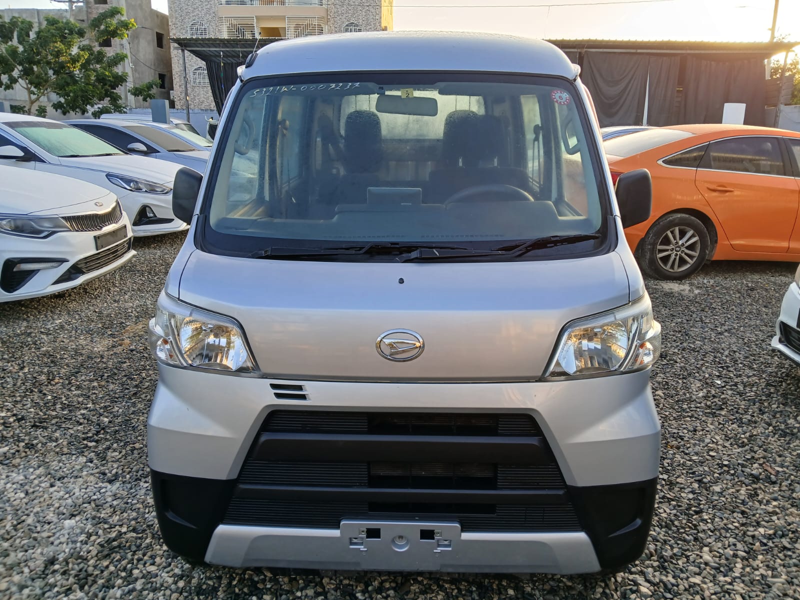 carros - VENDO DAIHATSU HIJET 2018 FINANCIAMIENTO DISPONIBL 1