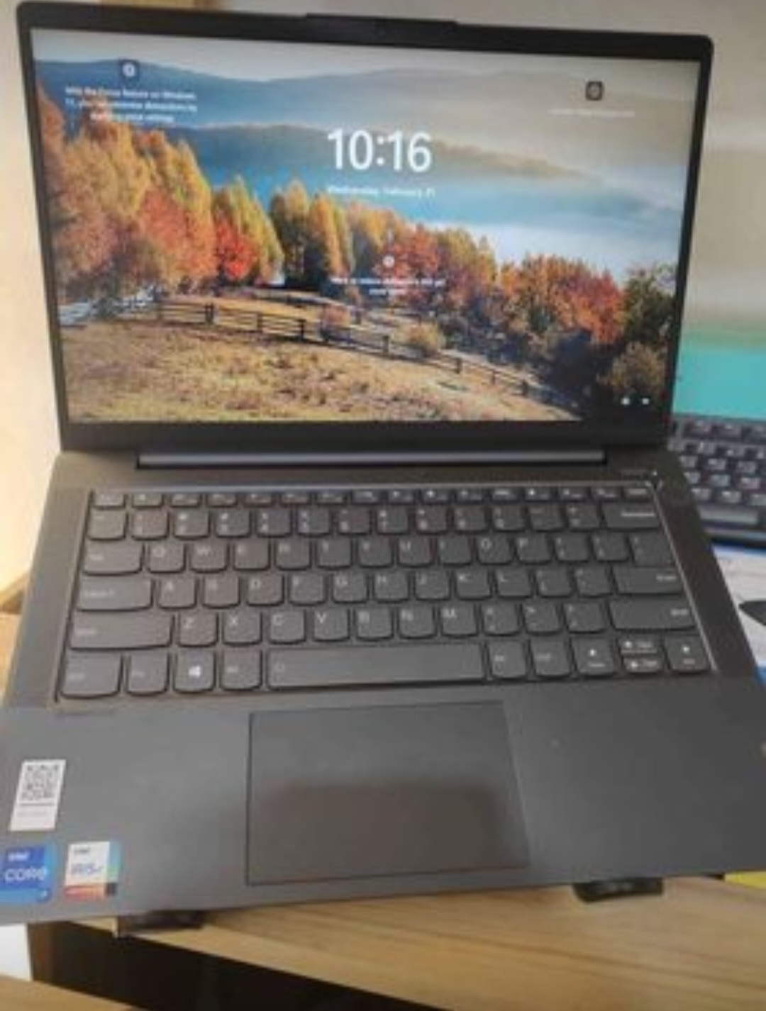 computadoras y laptops - Lenovo IdeaPad 5 14", Core i7 11th, 8GB RAM, 512GB SSD, Lector de Huellas, Nueva 1