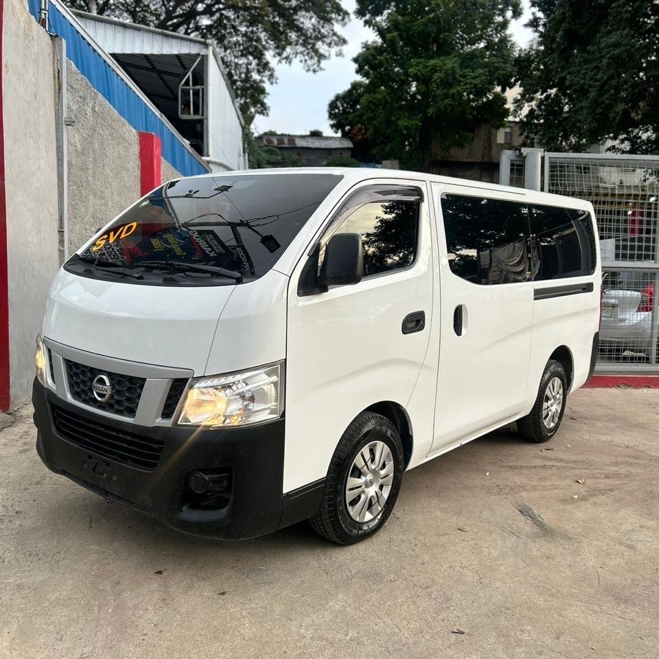 jeepetas y camionetas - Nissan nv350 2016 