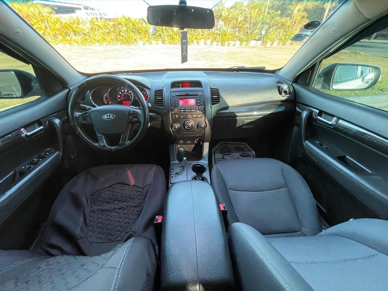 jeepetas y camionetas - KIA SORENTO 2013 4x4 EN PERFECTO ESTADO ESTRIBOS LATERALES HALOGENOS  6