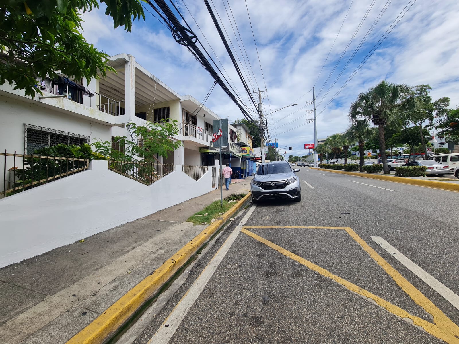 casas - Avenida Abrahan Lincoln, casi esquina Jose contrer 1