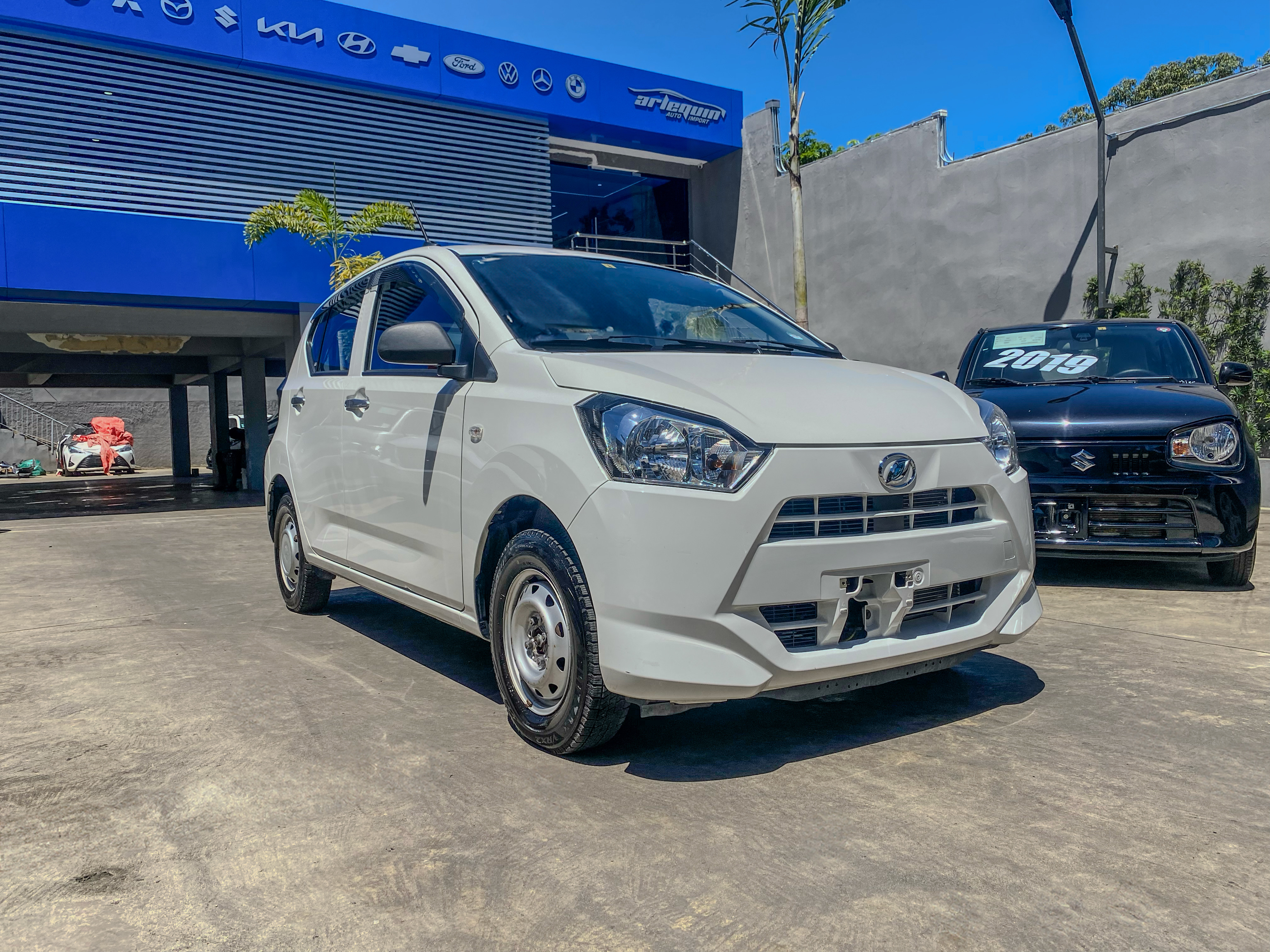 carros - 2019 Daihatsu Mira 3