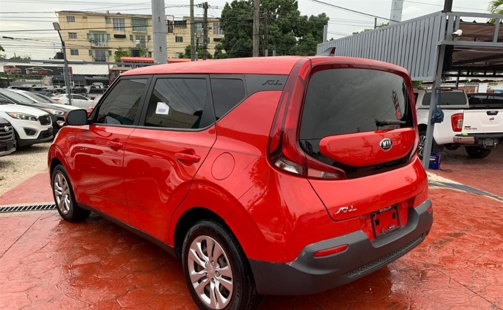 jeepetas y camionetas - 2021 Kia Soul Motor V4 DOHC  4