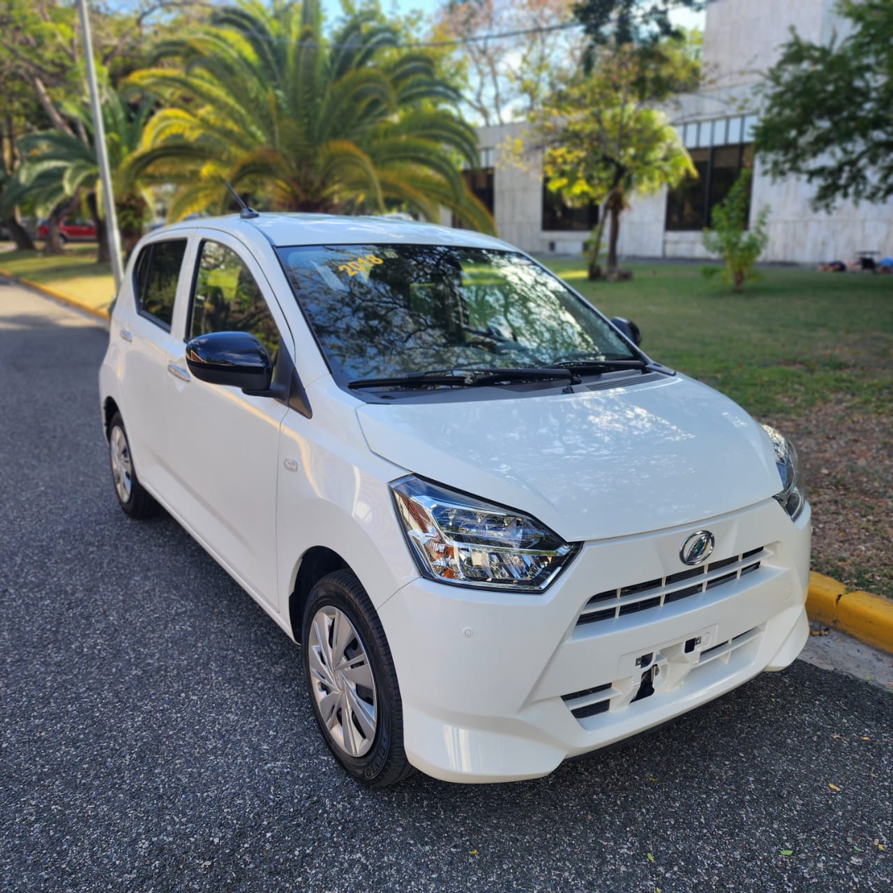 carros - Daihatsu mira 2018 2