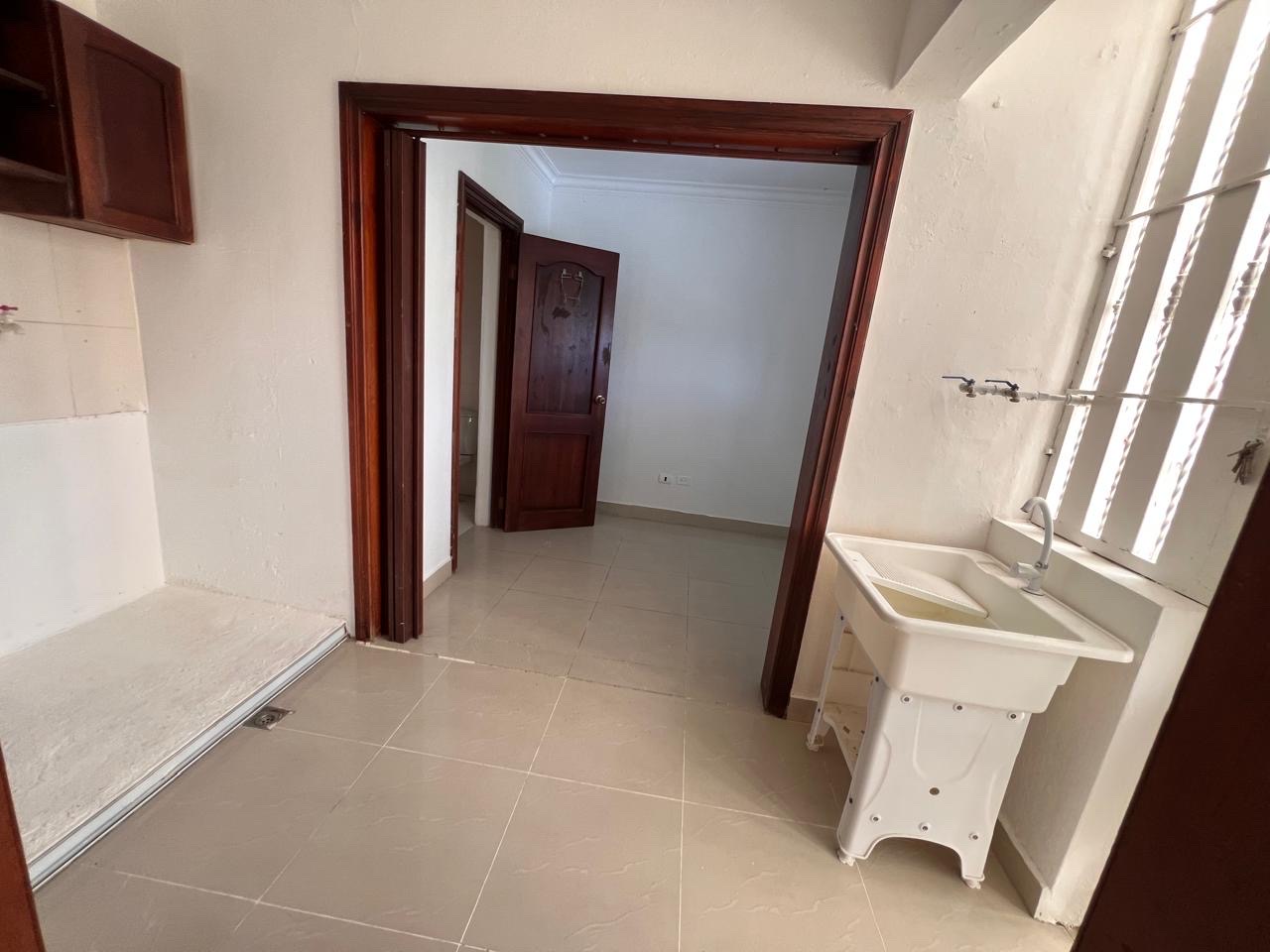 apartamentos - venta de apartamento en Alma Rosa 1 4to piso sin ascensor Santo Domingo este  3