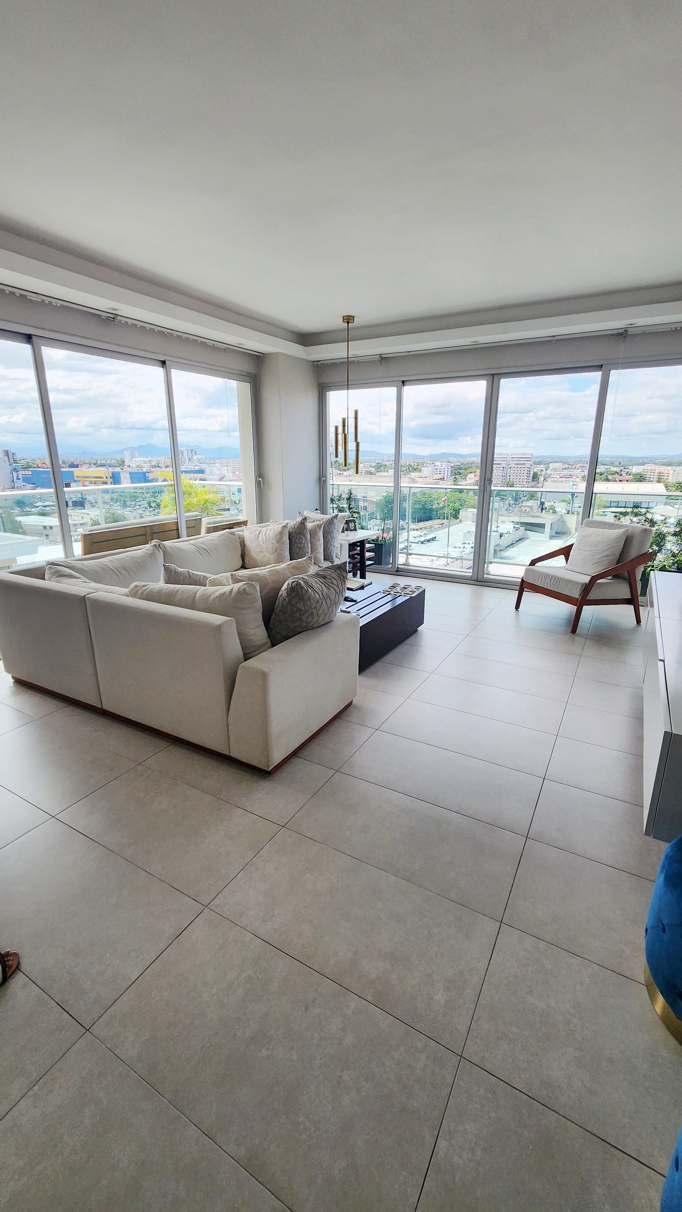 penthouses - Vendo Moderno Penthouse en Serralles 4