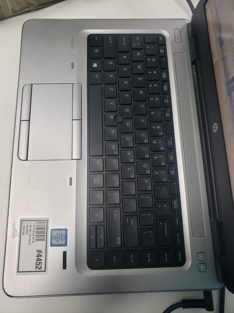 computadoras y laptops - Laptop, HP ProBook 640 G2 / 6th Gen, Intel Core i5 / 8GB DDR4 / 128GB SSD	
ESPEC 9