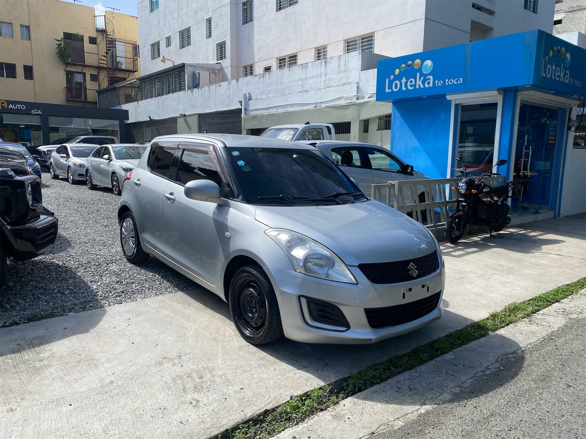 carros - Suzuki Swift 2014 4