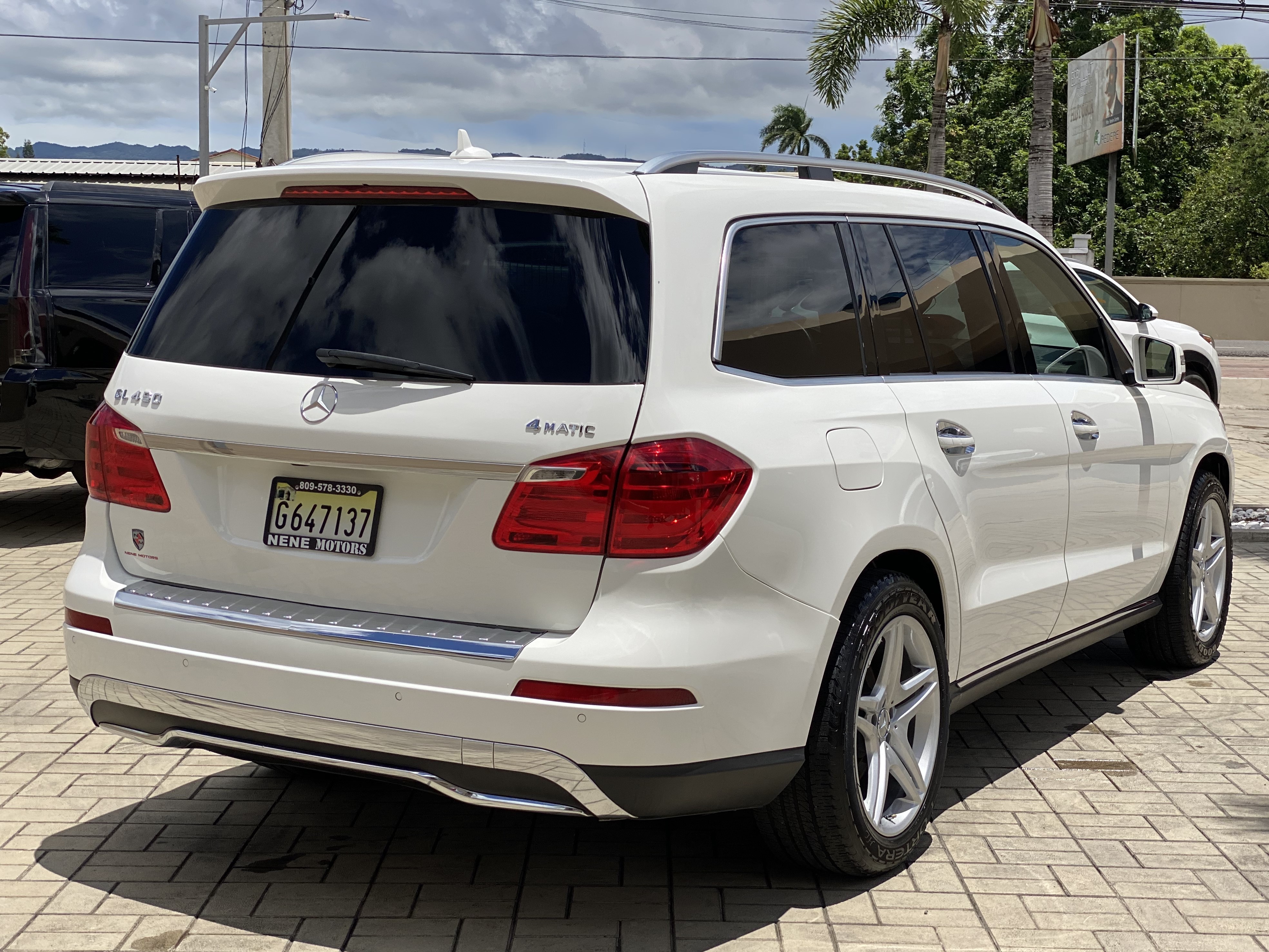 jeepetas y camionetas - Mercedes Benz GL450 4matic 4x4 año 2016. 2