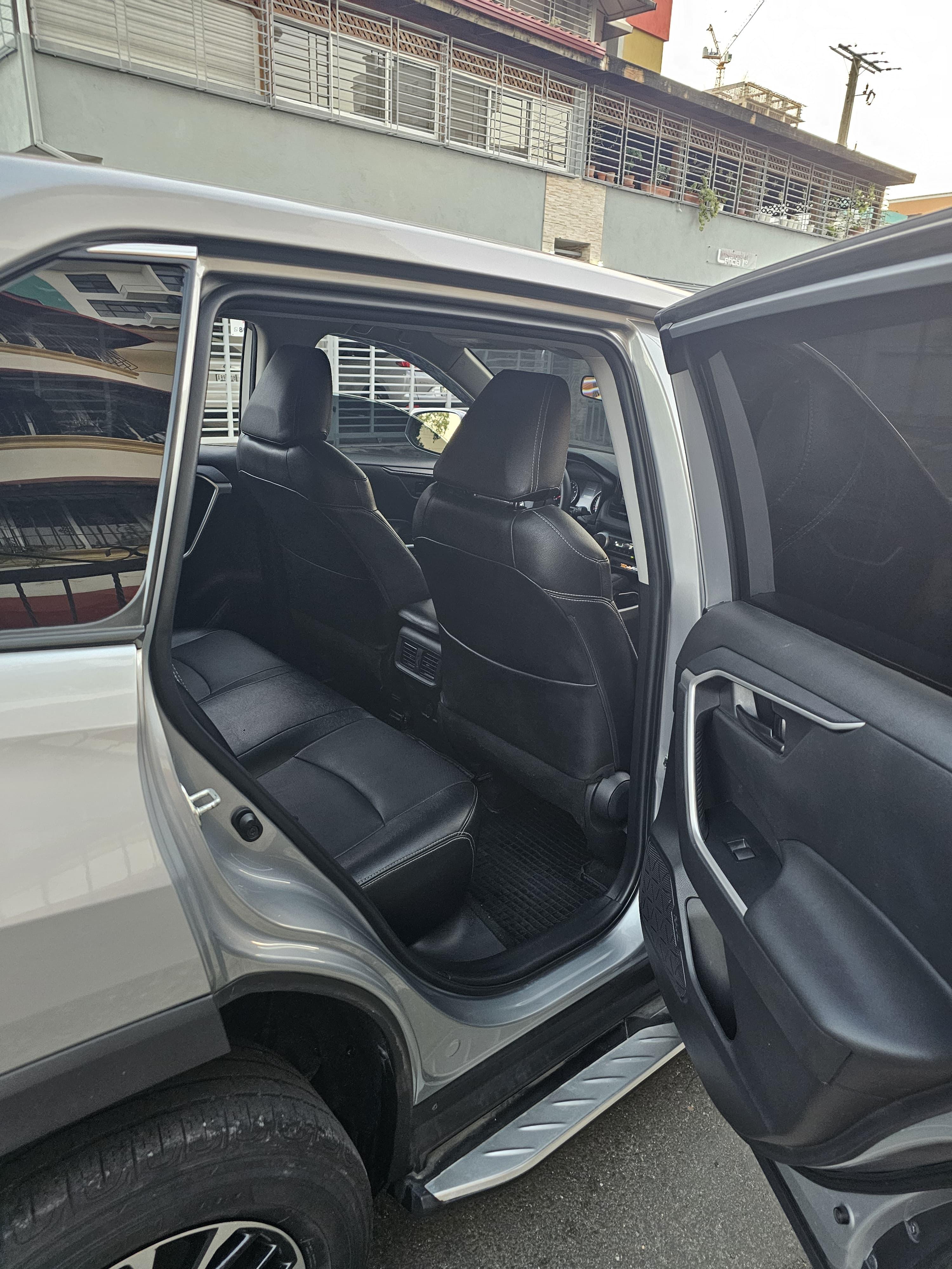 jeepetas y camionetas - Toyota Rav4 5