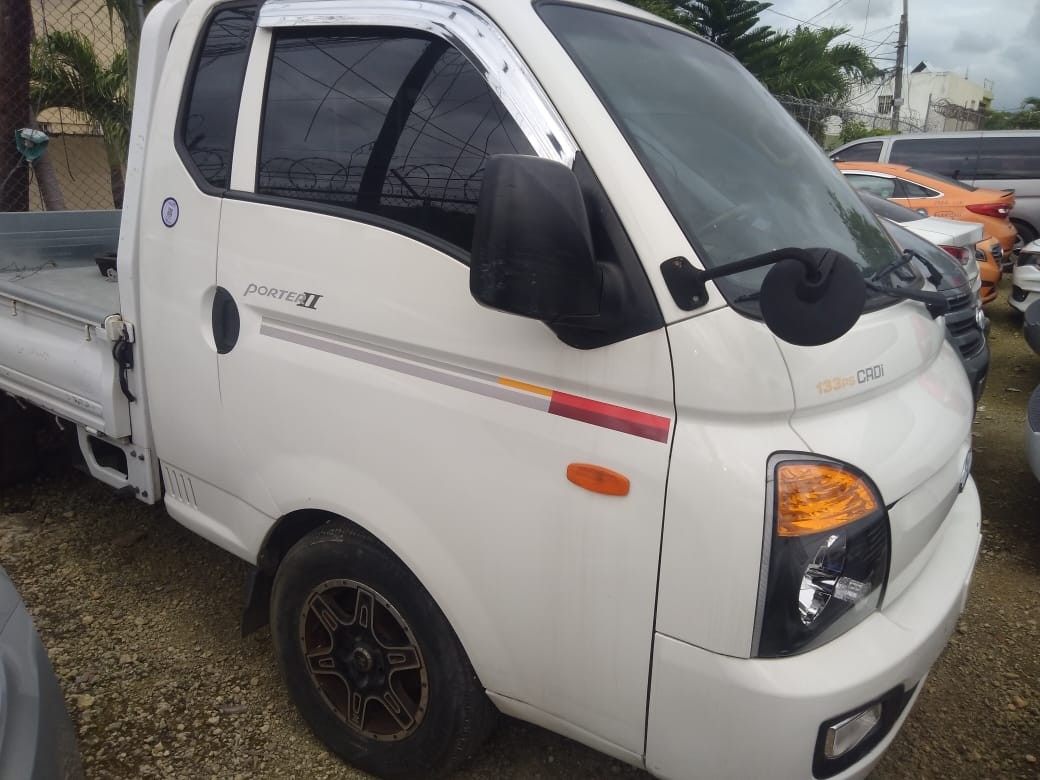 camiones y vehiculos pesados - HYUNDAI PORTER 2017 BLANCO 1