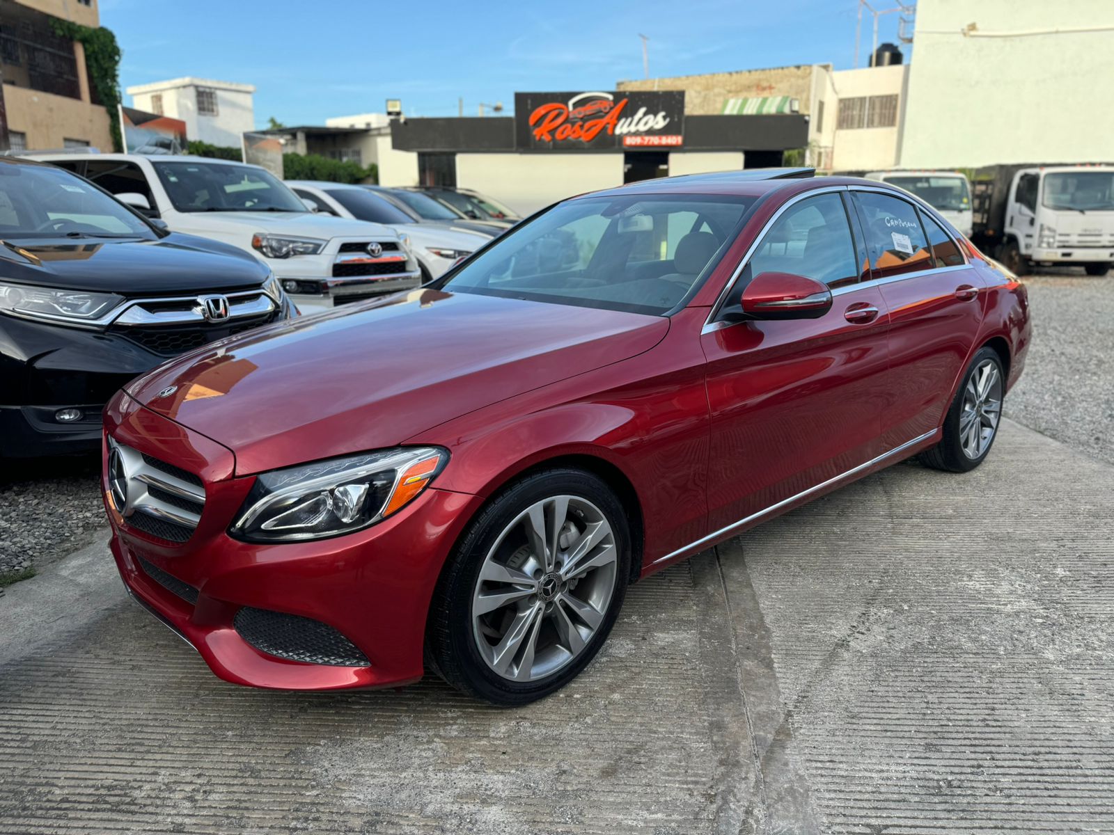 carros - Mercedes Benz C300 2018