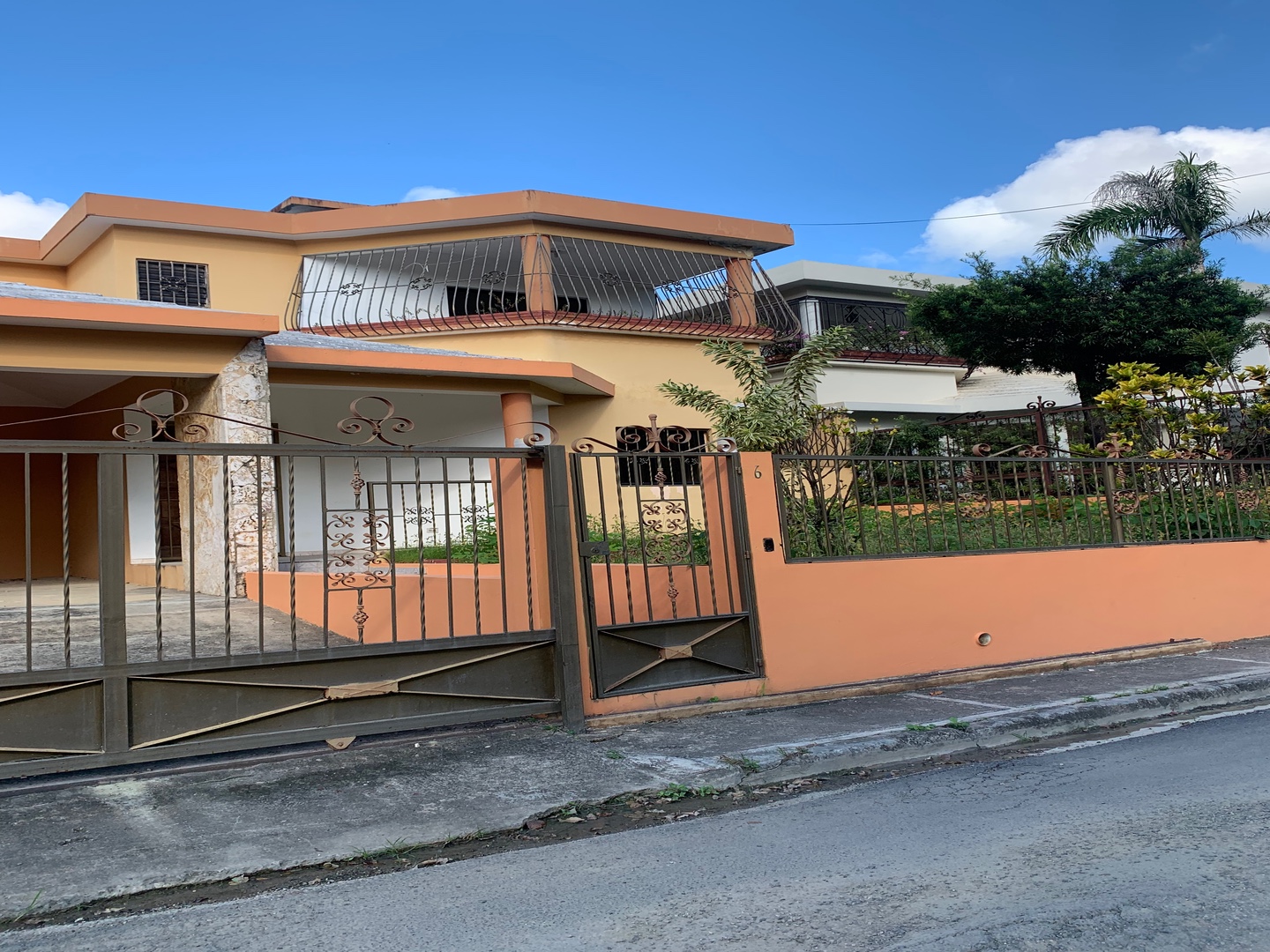 casas - Vendo casa en Paraíso del Caribe Santo Domingo  Oestes , 315.Mts. De solar  8