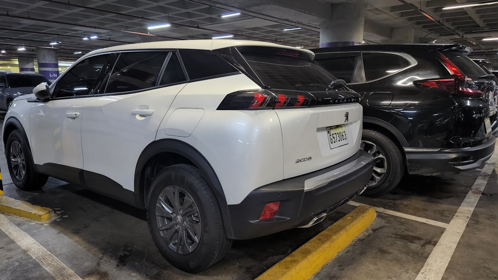 jeepetas y camionetas - Peugeot 2008 año 2022 3