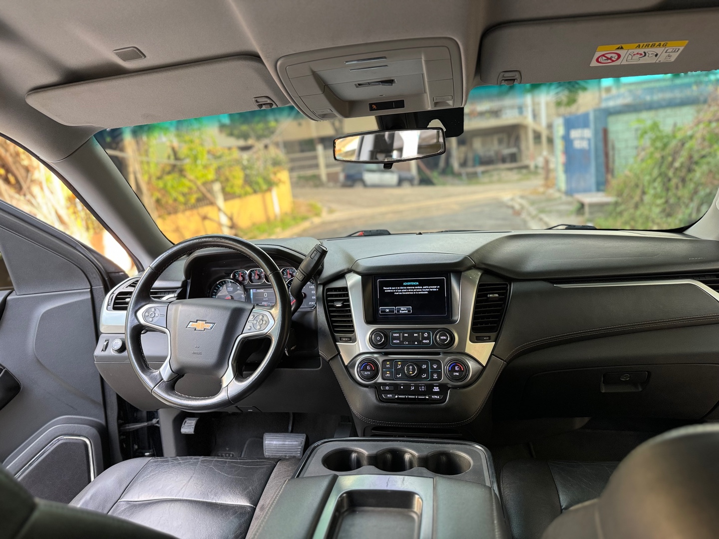 jeepetas y camionetas - Chevrolet tahoe LT 4X2 3 Filas 2020 5