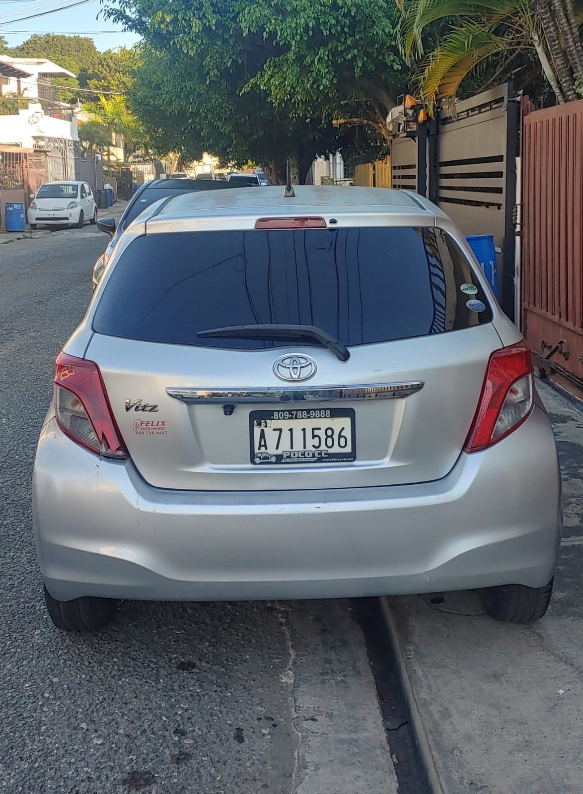 carros - Toyota vitz 2013 4