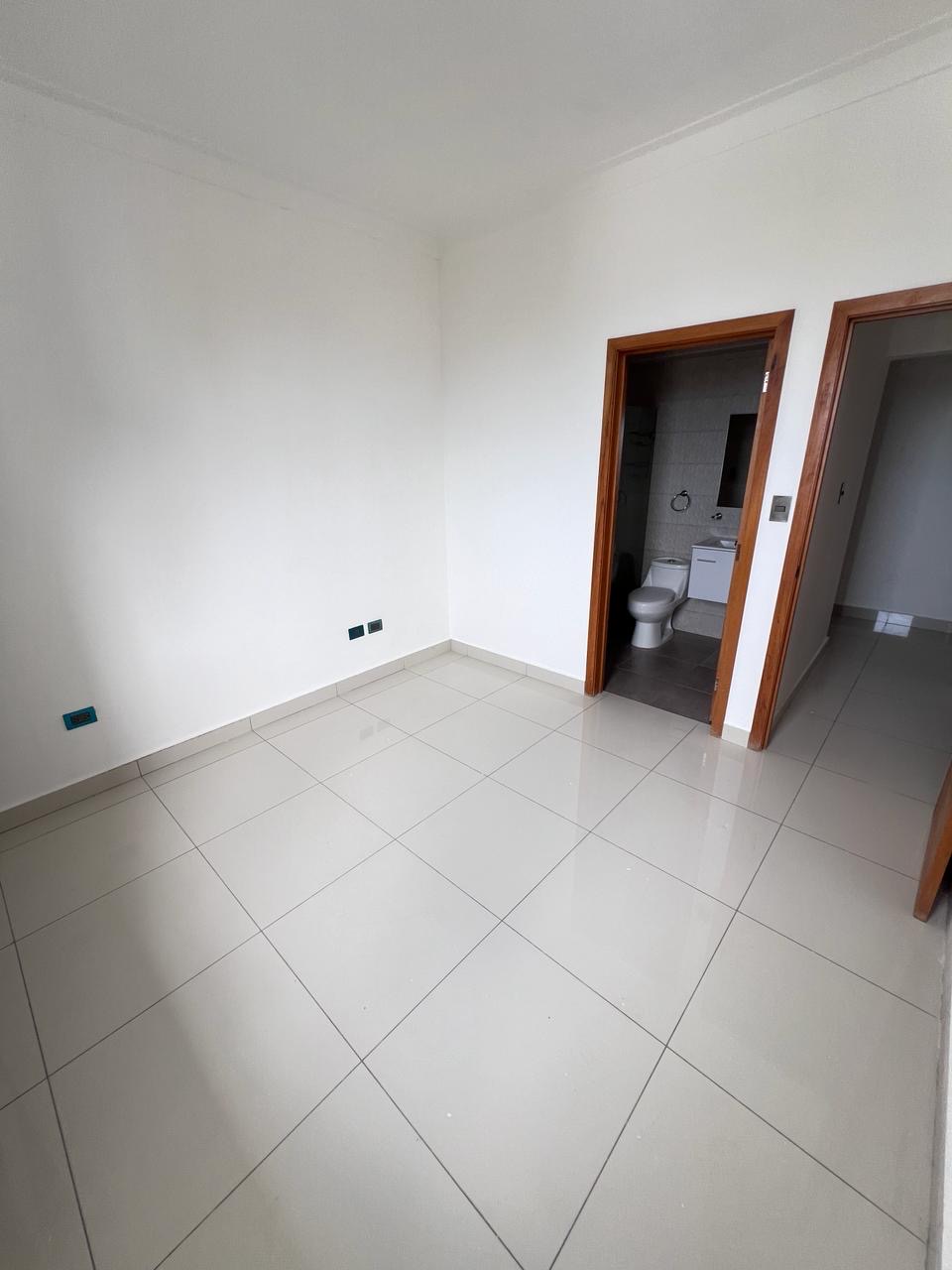 apartamentos - Alquiló renacimiento piso 6 dos hab 2.5 baños dos  9