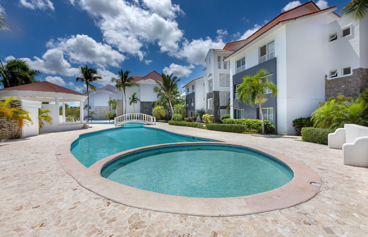 apartamentos - venta de apartamentos listos en punta cana cerca de la playa con piscina  1