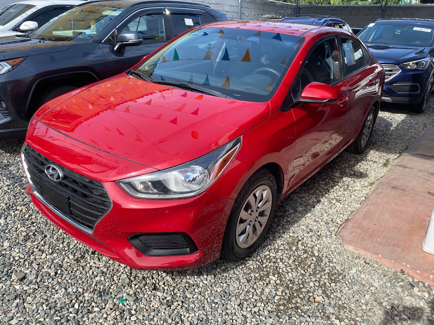 carros - HYUNDAI ACCENT 2018