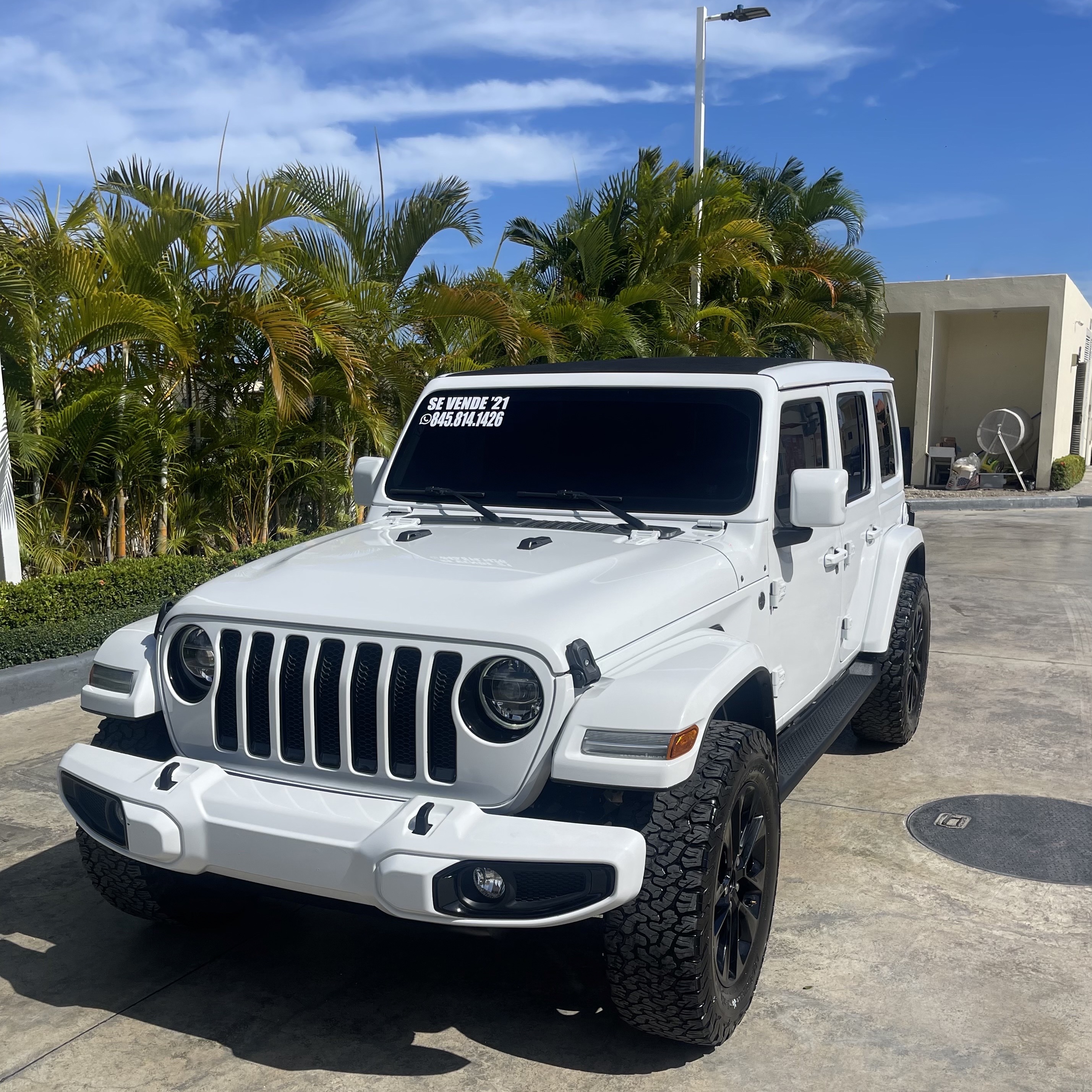 jeepetas y camionetas - 2021 Jeep Wrangler Unlimited Sahara 